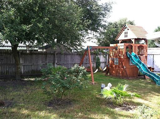 2nd image of 11036 Diamler Ct