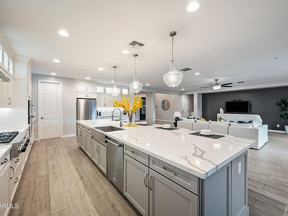 5th image of 10353 E TRILLIUM Avenue