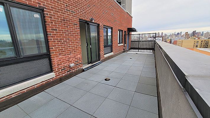 1st image of 25-28 Broadway #5EE