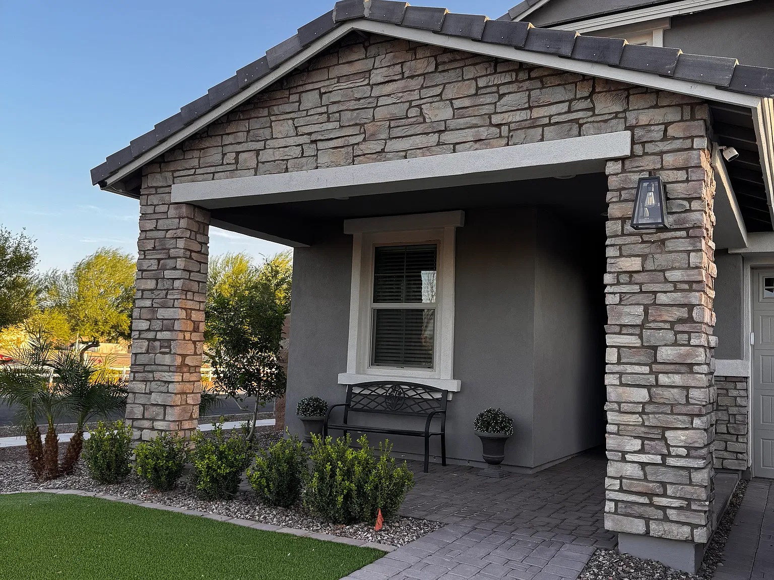 5 bed, 2631 sqft, $3,900 — Photo 2