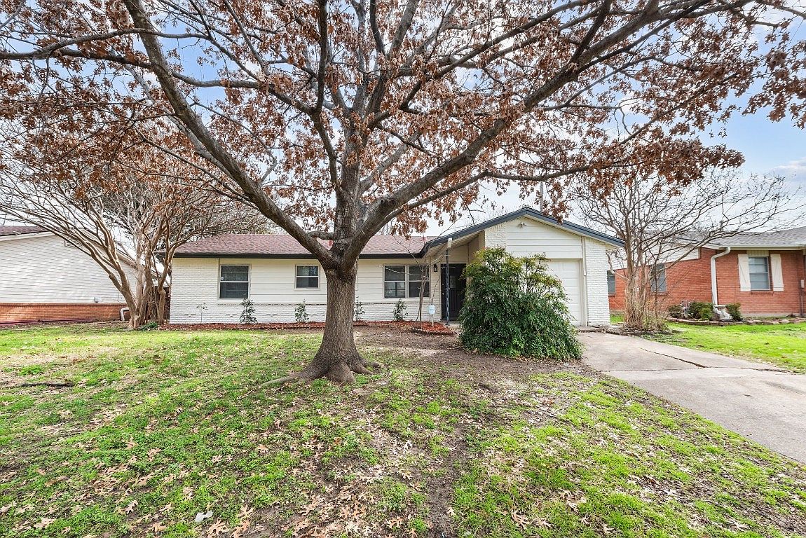 2114 Brookshire St, Arlington, TX 76010 Zillow