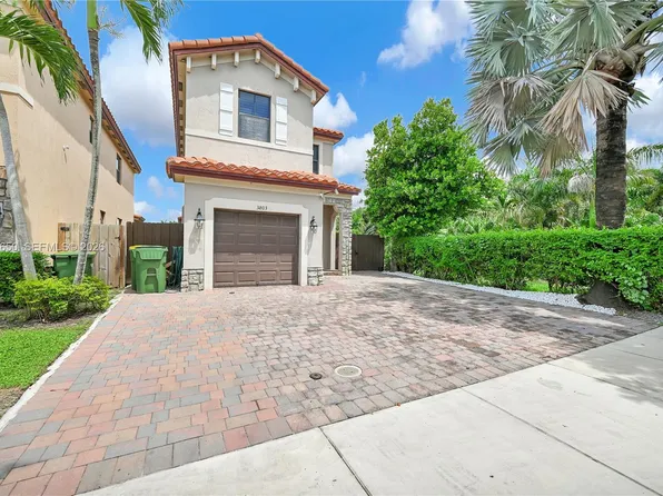 3803 NE 2nd St, Homestead, FL 33033