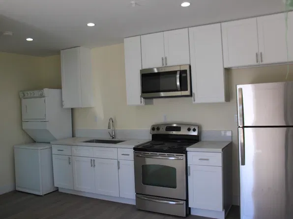 2462 Holliday Ln, Lemon Grove, CA 91945