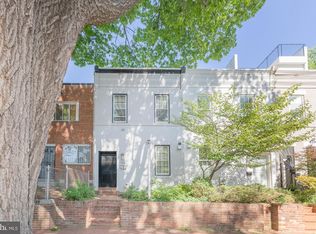 238 14th St SE, Washington, DC 20003