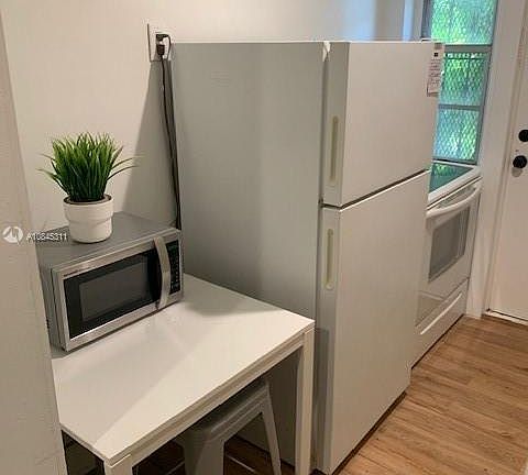 4th image of 7811 NE 10th Ct Unit 7811