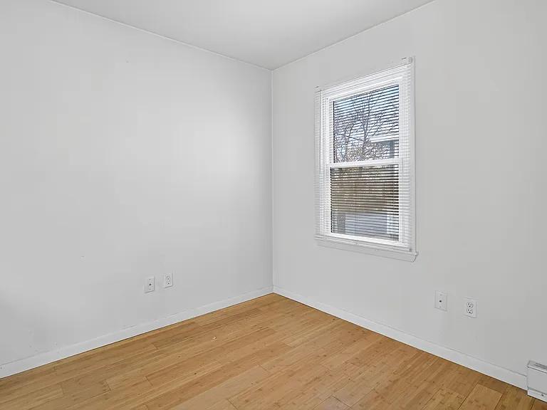 321 N Fulton St #2 — Photo 8