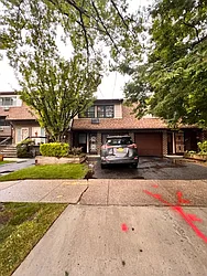 121-33 Fifth Avenue, #4