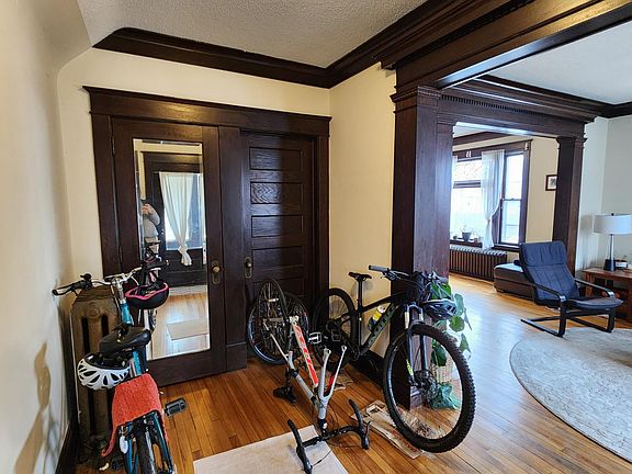 2nd image of 2457 Lyndale Ave S #1