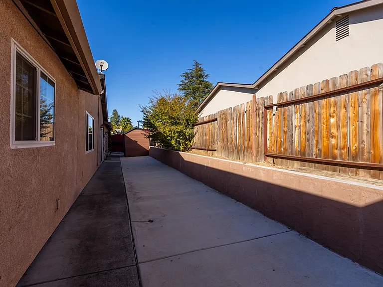 5500 Sunset Oak Ct — Photo 13