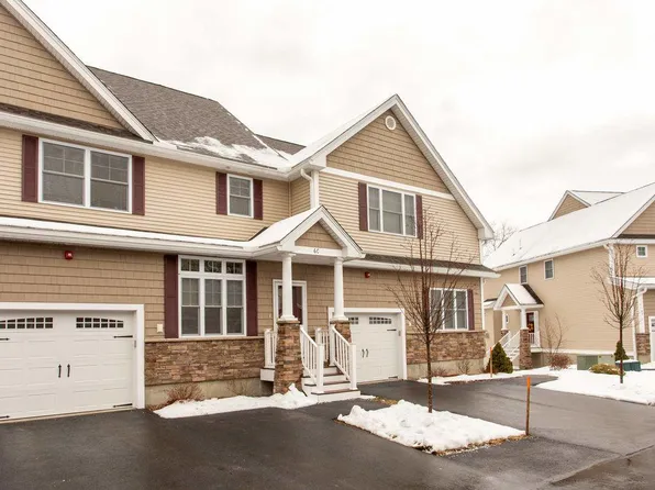 6 Manor Dr #C, Hooksett, NH 03106