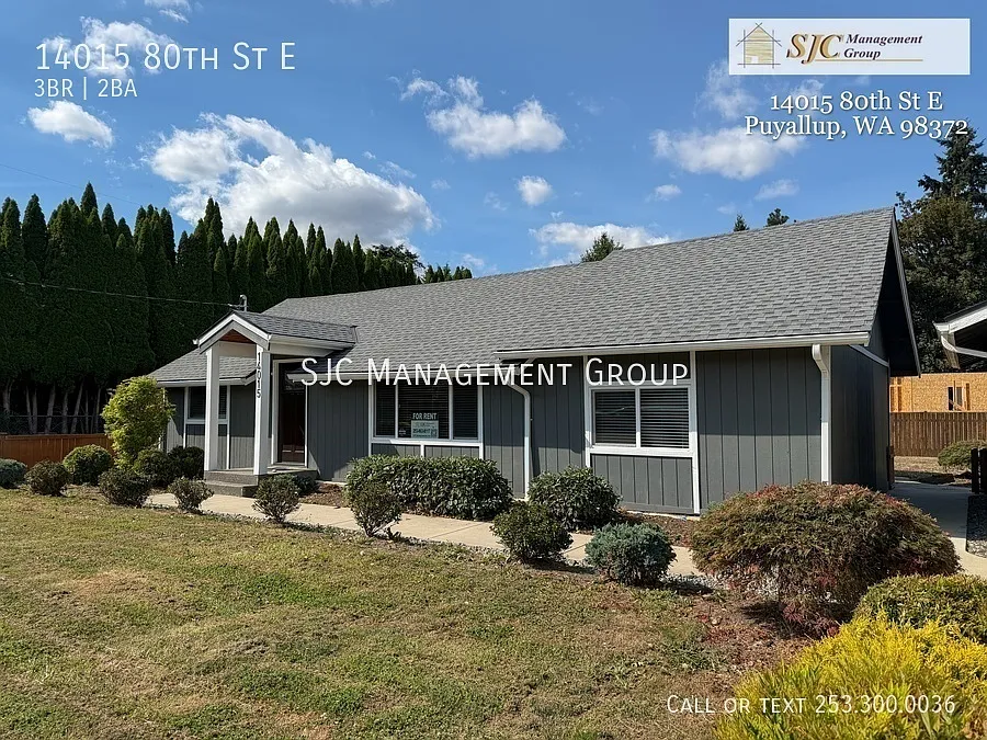 Charming 3 Bedroom Home in Downtown Puyallup — Photo 2