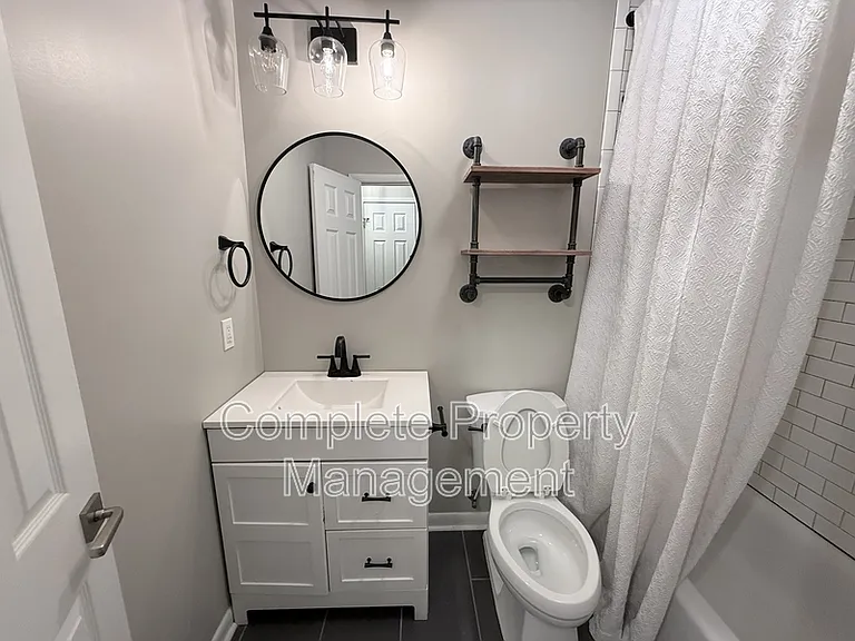 3153 Woodhaven Dr — Photo 26