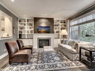 53 4th Ave N, Minneapolis, MN 55401
