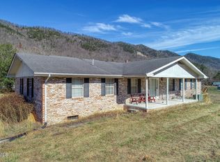 1895 Poor Valley Rd, Rogersville, TN 37857