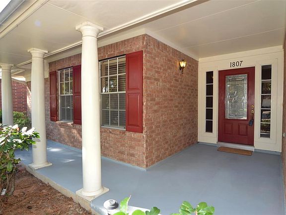3rd image of 1807 Diamond Brook Dr