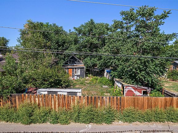 4th image of 3344 Chase St