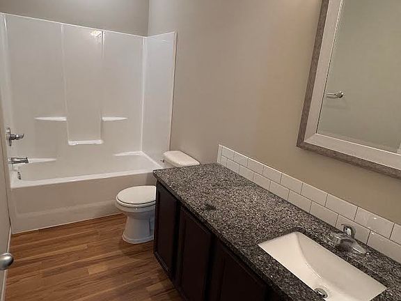 5th image of 5261 N Cypress Cir