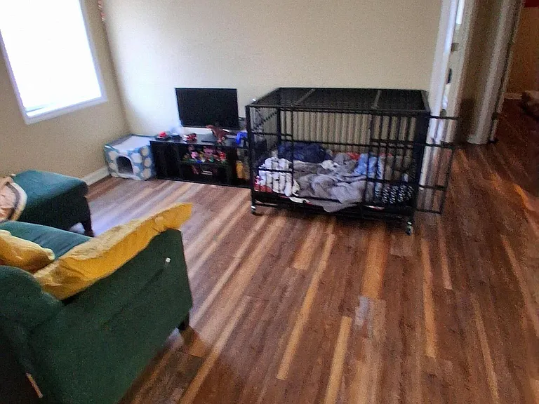 623 Hancock St — Photo 7