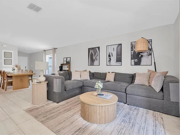 10155 Gentle Rain Dr — Photo 6