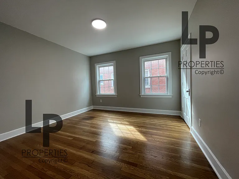 140 Cochran Rd #2 — Photo 9