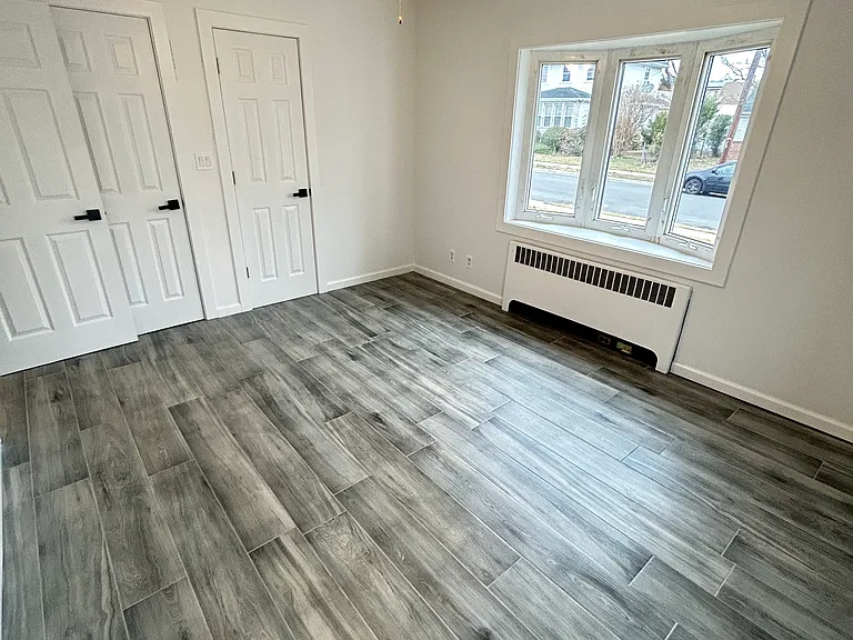 417 Burkhard Ave — Photo 6