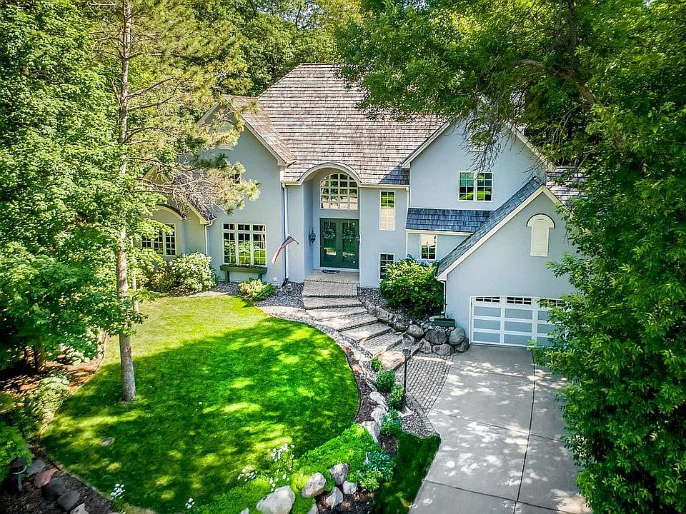 Stately ext and new roof!