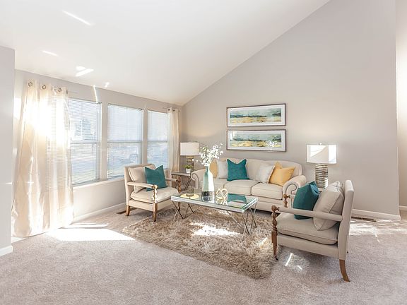 5th image of 3394 Meadowlands Ln