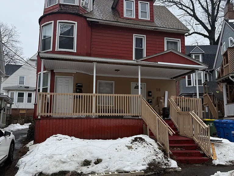 58 Kellogg St — Photo 10