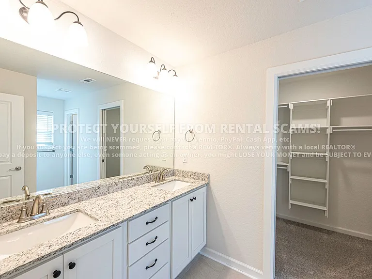 410 Coconut Ln — Photo 8
