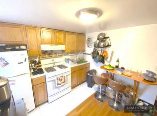 175 9th St APT 1, Brooklyn, NY 11215