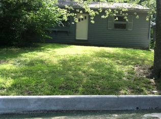 3104 SE Bryant St, Topeka, KS 66605