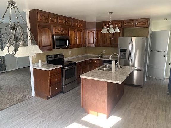 3rd image of 4806 Midlane Dr