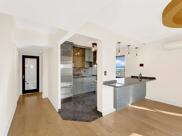 109-33 71st Road #11A, Forest Hills, NY 11375