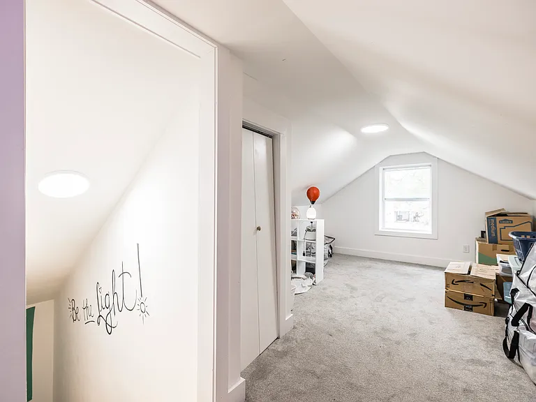 248 Morrison St — Photo 46