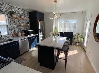 1517 E 33rd St, Oakland, CA 94602