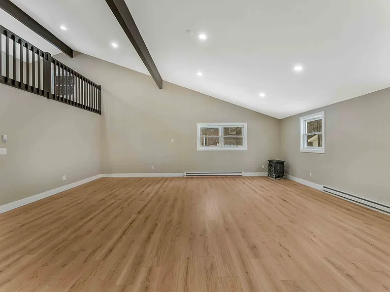 3143 Bear Swamp Rd — Photo 13