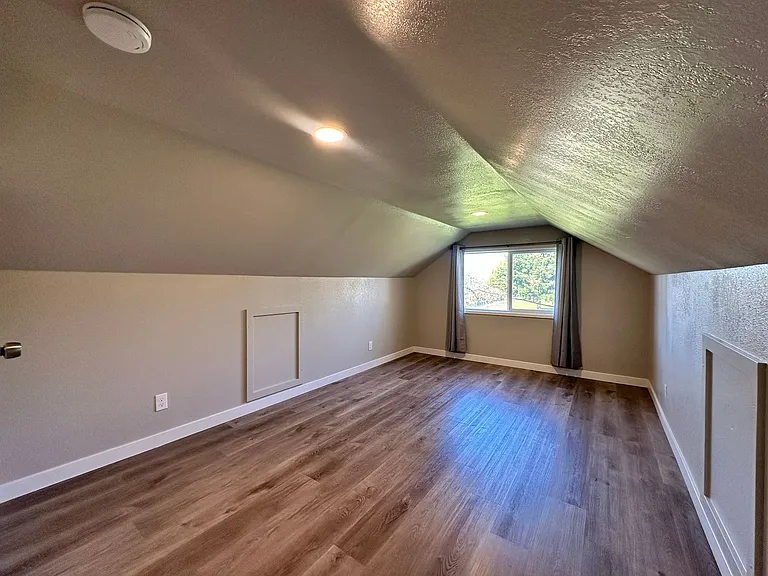 29364 Talbott Ln — Photo 13