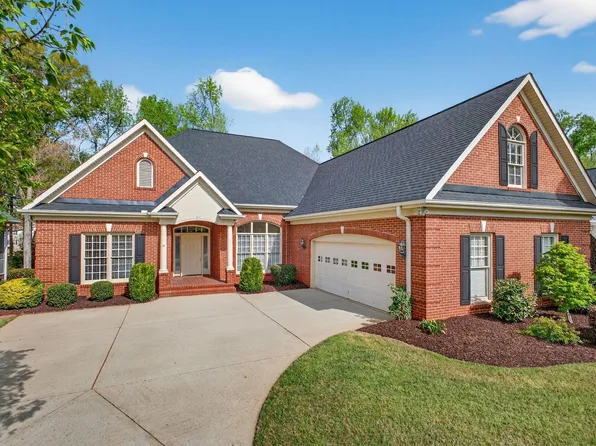 4 Broadstone Ct, Simpsonville, SC 29681