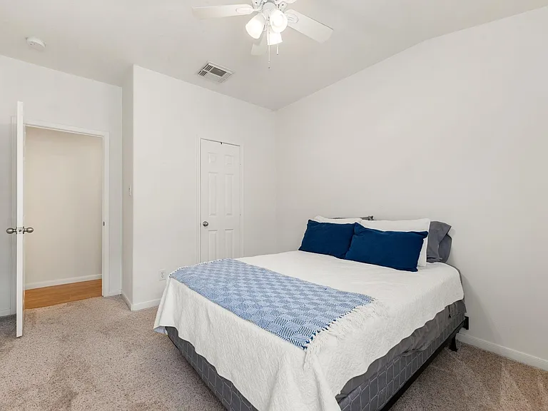 26542 Marble Point Ln — Photo 23