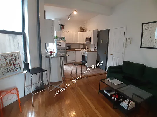 Rented by Vanderborgh Realty  | media 10