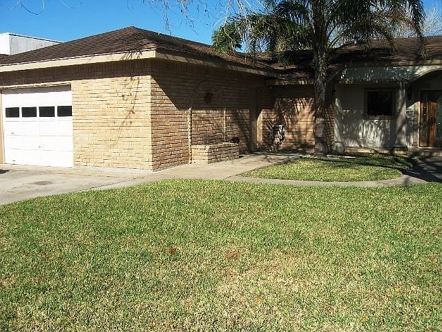 2nd image of 212 Zapata Ave