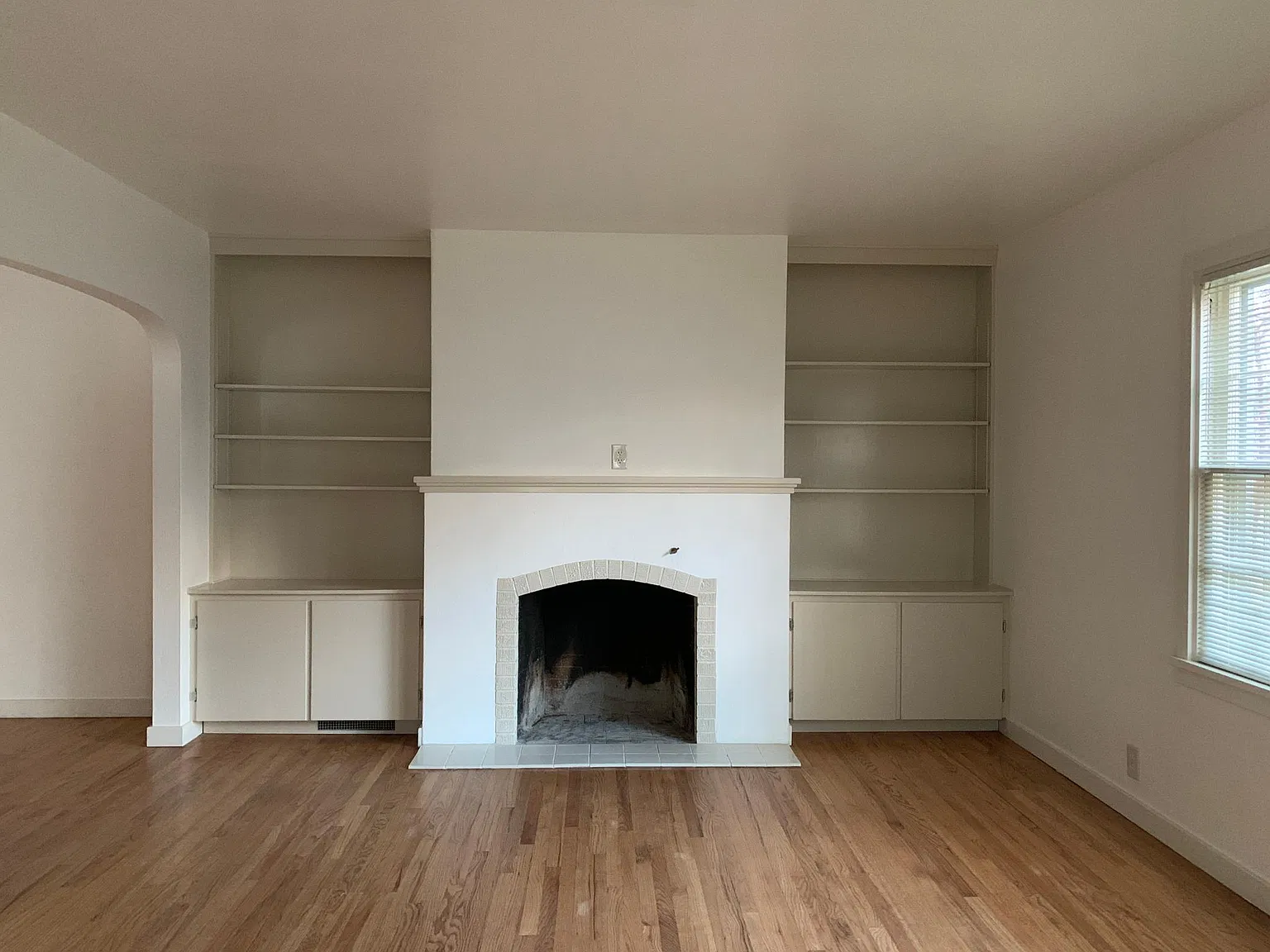 205 Beverly Ave — Photo 4