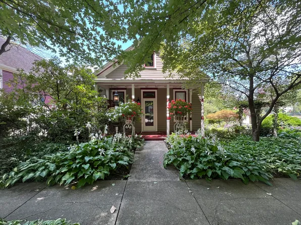 707 Belleville St, Lebanon, IL 62254