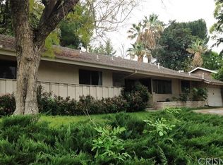 19440 Wells Dr, Tarzana, CA 91356