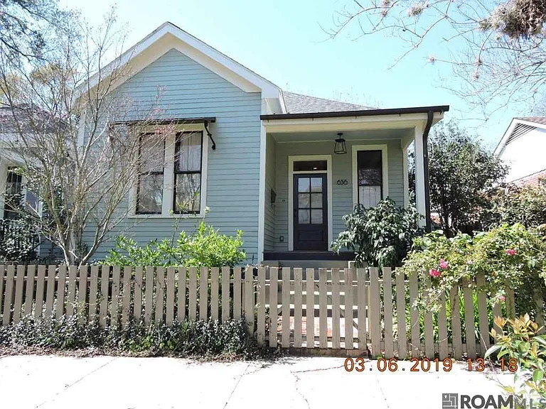 636 Napoleon St — Photo 1