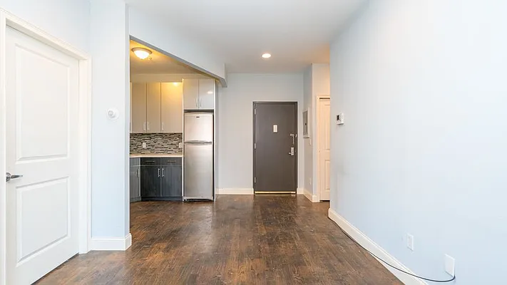 Rented by Nooklyn NYC LLC | media 24