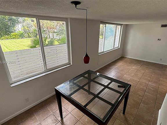 5th image of 3257 NE 13th St APT 101