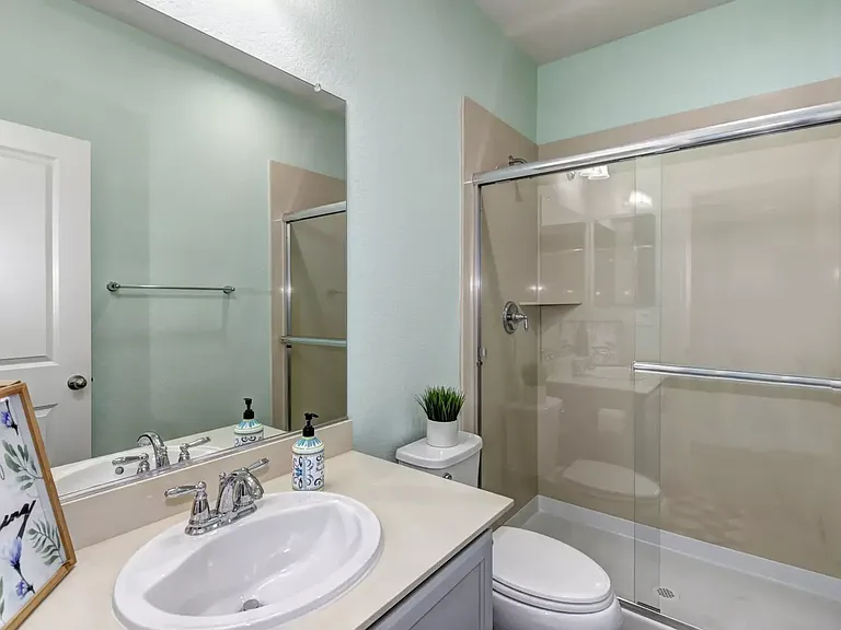 5654 Saratoga Cir — Photo 24