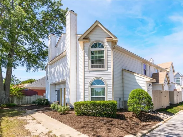 4603 Georgetown Pl, Virginia Beach, VA 23455