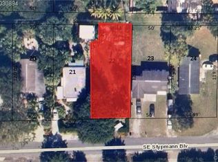 637 SE Stypmann Blvd, Stuart, FL 34994